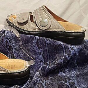 Finn Comfort Sansibar casual slide US 6